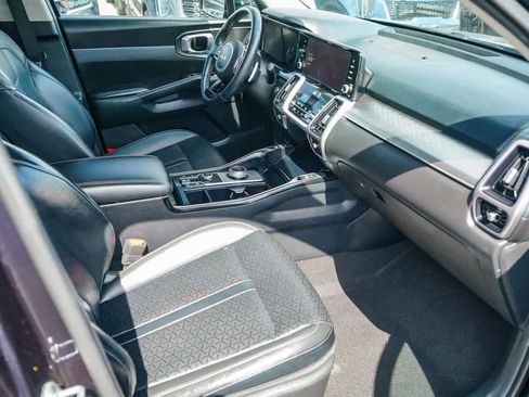 Certified 2023 Kia Sorento EX AWD/4WD image 15