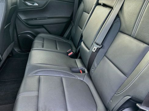 Used 2023 Chevrolet Blazer LT FWD image 25