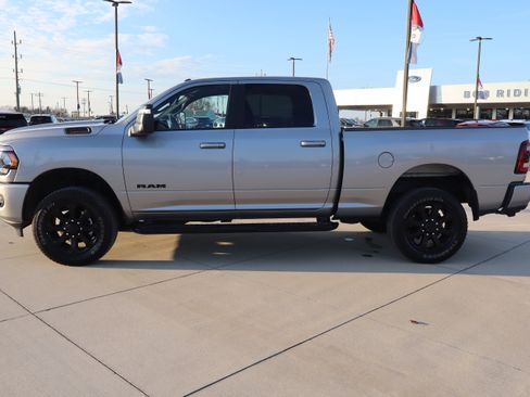 Used 2024 RAM 2500 Big Horn w/ Night Edition image 8