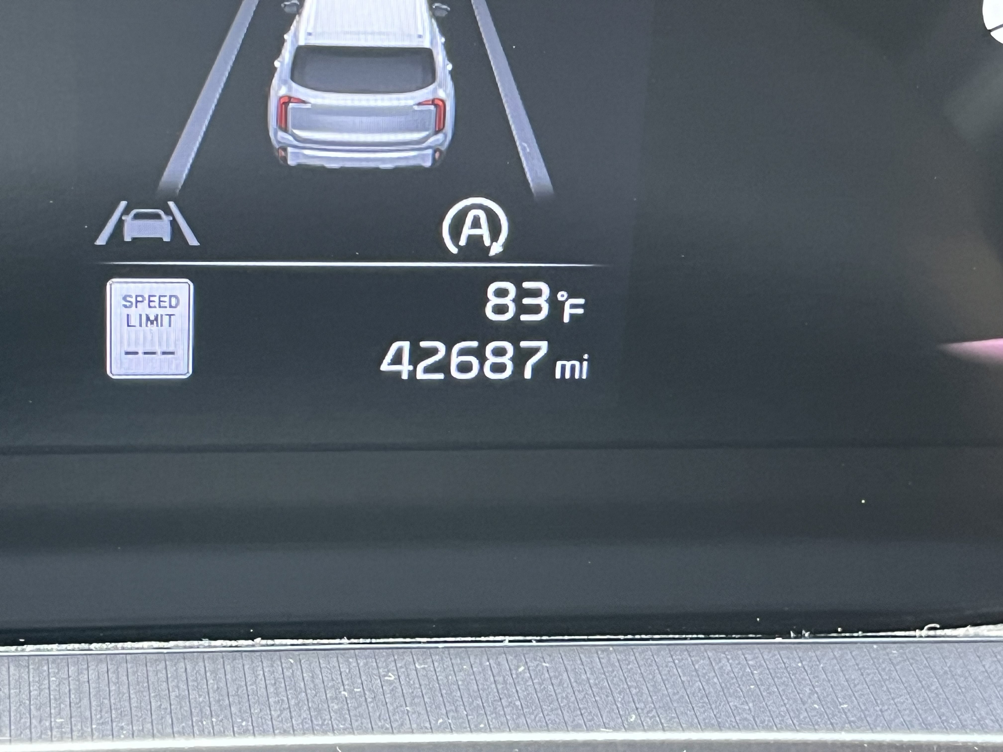 Used 2023 Kia Telluride S w/ S Sunroof Package FWD image 26