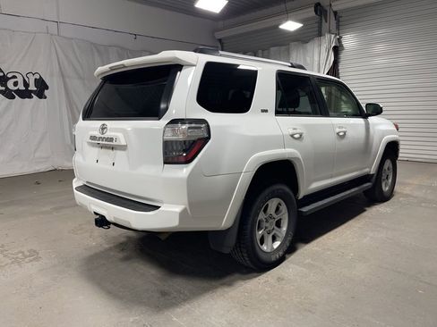 Used 2024 Toyota 4Runner SR5 image 7