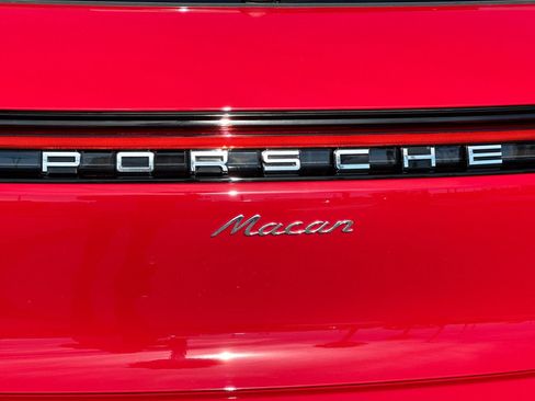 New 2026 Porsche Macan AWD/4WD image 39