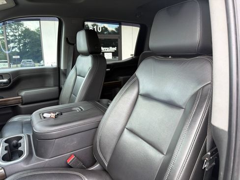 Used 2020 Chevrolet Silverado 1500 LT Trail Boss AWD/4WD image 3