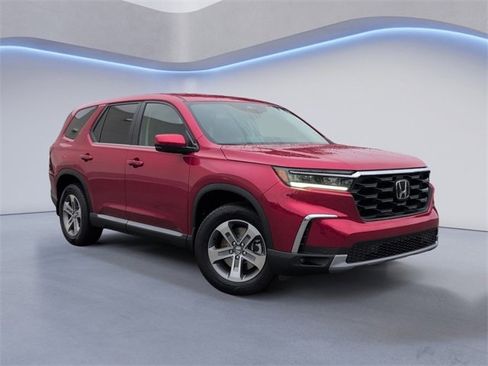 New 2025 Honda Pilot EX-L image 2