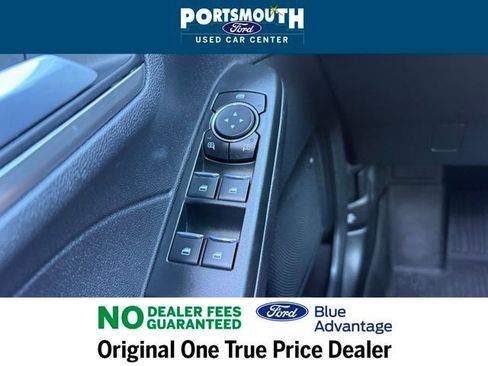 Certified 2022 Ford Escape Titanium w/ Class II Trailer Tow Package image 25