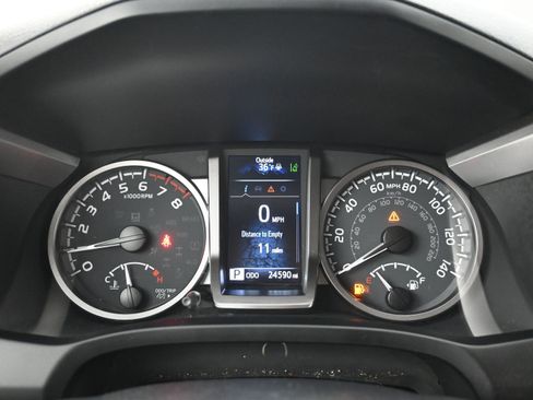 Used 2023 Toyota Tacoma SR5 w/ Technology Package image 13