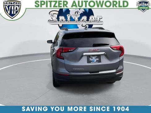 Used 2020 GMC Terrain SLE w/ Driver Convenience Package FWD image 9