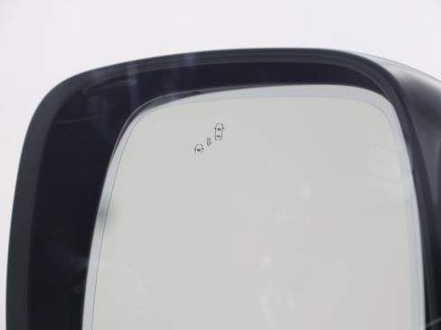 Used 2024 Nissan Armada SL w/ Captain's Chairs Package image 25