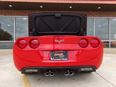 Used 2006 Chevrolet Corvette Convertible w/ Preferred Equipment Group RWD image 10