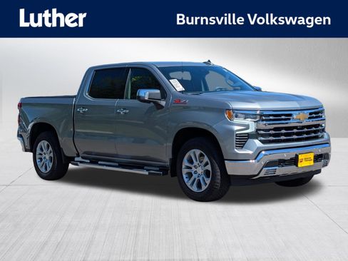 Used 2025 Chevrolet Silverado 1500 LTZ w/ LTZ Premium Package AWD/4WD image 1