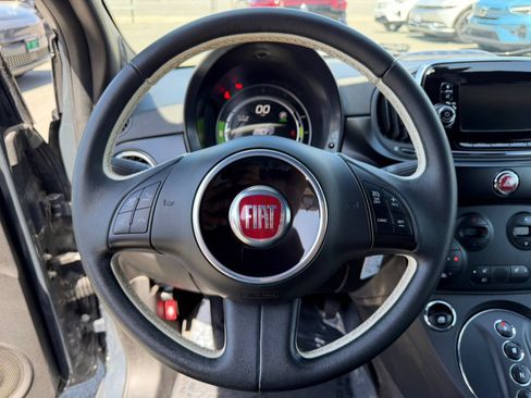 Used 2018 FIAT 500 e FWD image 12