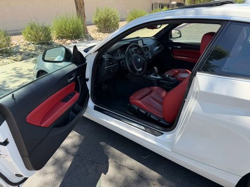 Used 2017 BMW 230i Coupe RWD image 18