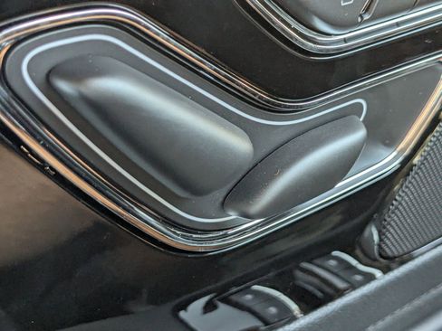 New 2025 Lincoln Aviator 2WD w/ Equipment Group 101A image 22