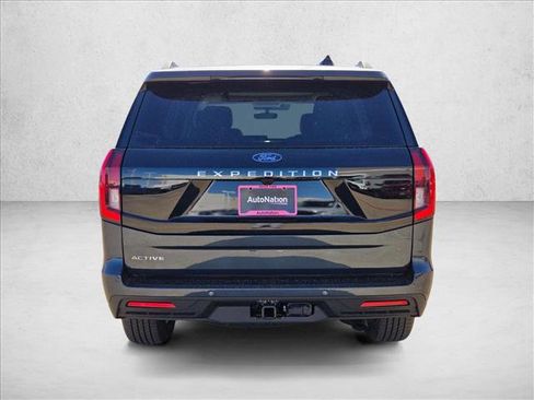 New 2026 Ford Expedition Active RWD image 8