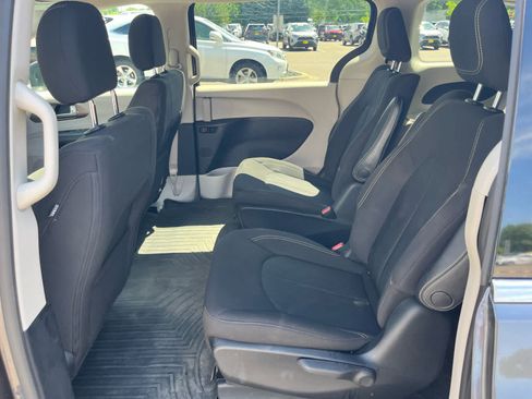 Used 2020 Chrysler Voyager LX w/ Cold Weather Group FWD image 13