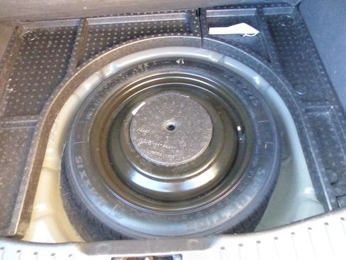 Used 2017 Ford Focus SE image 31