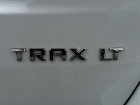 Used 2016 Chevrolet Trax LT w/ LT Convenience Package FWD image 30