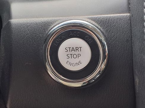 Used 2024 INFINITI QX80 Luxe image 11