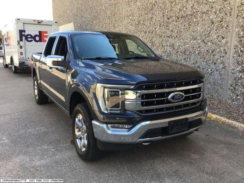 Used 2021 Ford F150 Lariat w/ Equipment Group 502A High AWD/4WD image 4