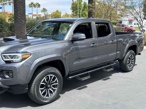 Used 2021 Toyota Tacoma TRD Sport w/ TRD Premium Sport Package RWD image 44