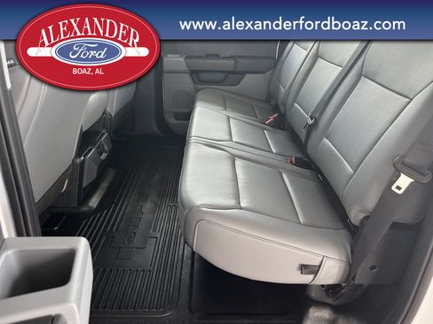 New 2026 Ford F250 XL w/ XL Off-Road Package AWD/4WD image 15