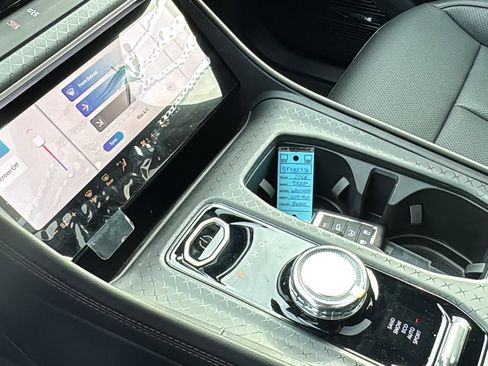 New 2025 Jeep Wagoneer S Limited image 18