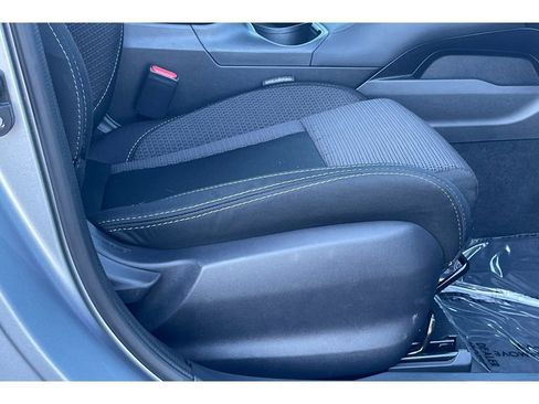 Used 2025 Subaru Outback Premium image 22