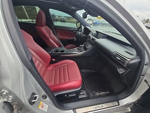 Used 2019 Lexus IS 300 F Sport w/ F Sport Package image 33