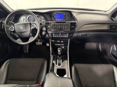 Used 2016 Honda Accord Sport image 28