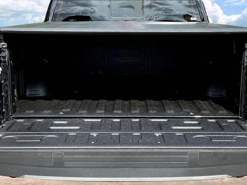 Used 2025 Ford F150 Lariat w/ Equipment Group 502A High AWD/4WD image 9