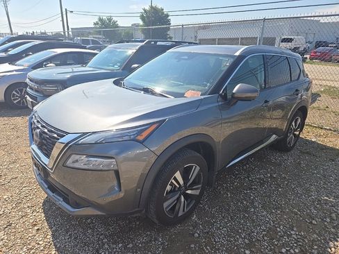 Used 2022 Nissan Rogue SL w/ SL Premium Package AWD/4WD image 1