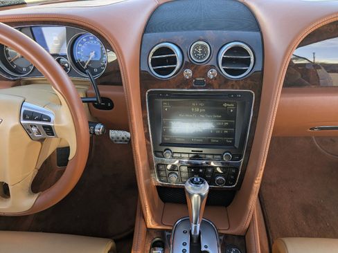 Used 2012 Bentley Continental GT image 17