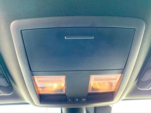 Used 2021 Dodge Challenger GT image 14