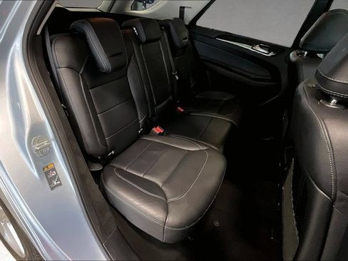 Used 2017 Mercedes-Benz GLE 350 4MATIC image 26