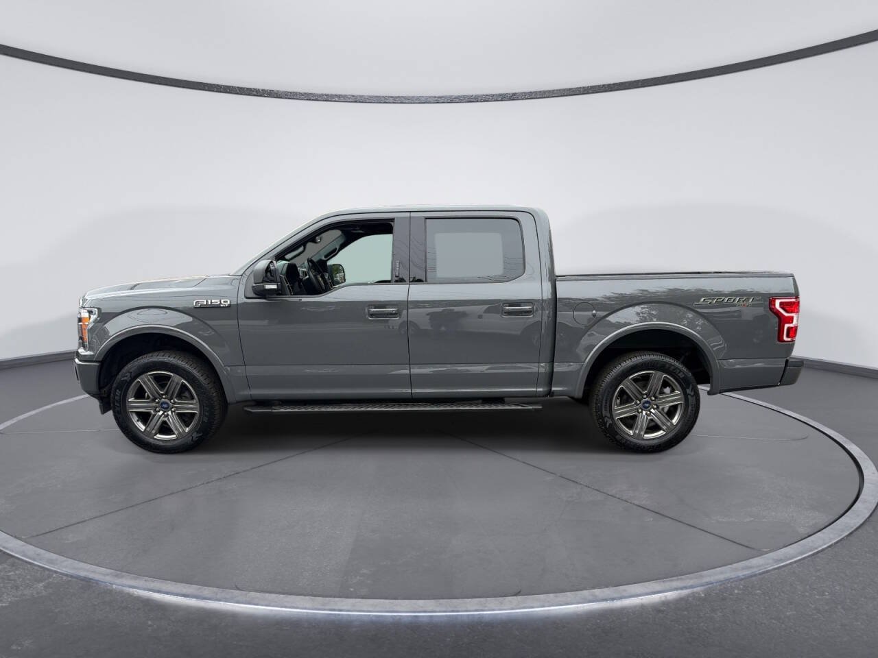 Used 2020 Ford F150 XLT w/ Equipment Group 302A Luxury AWD/4WD image 3