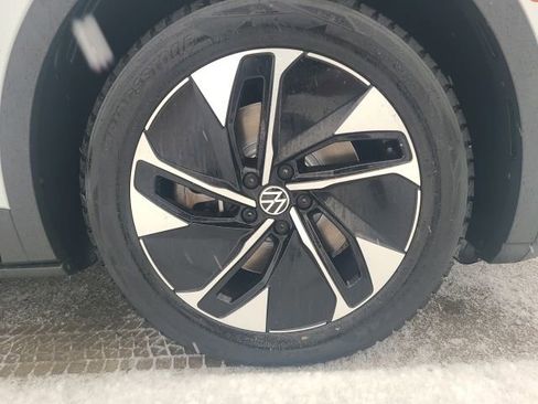 Used 2022 Volkswagen ID.4 Pro S image 9
