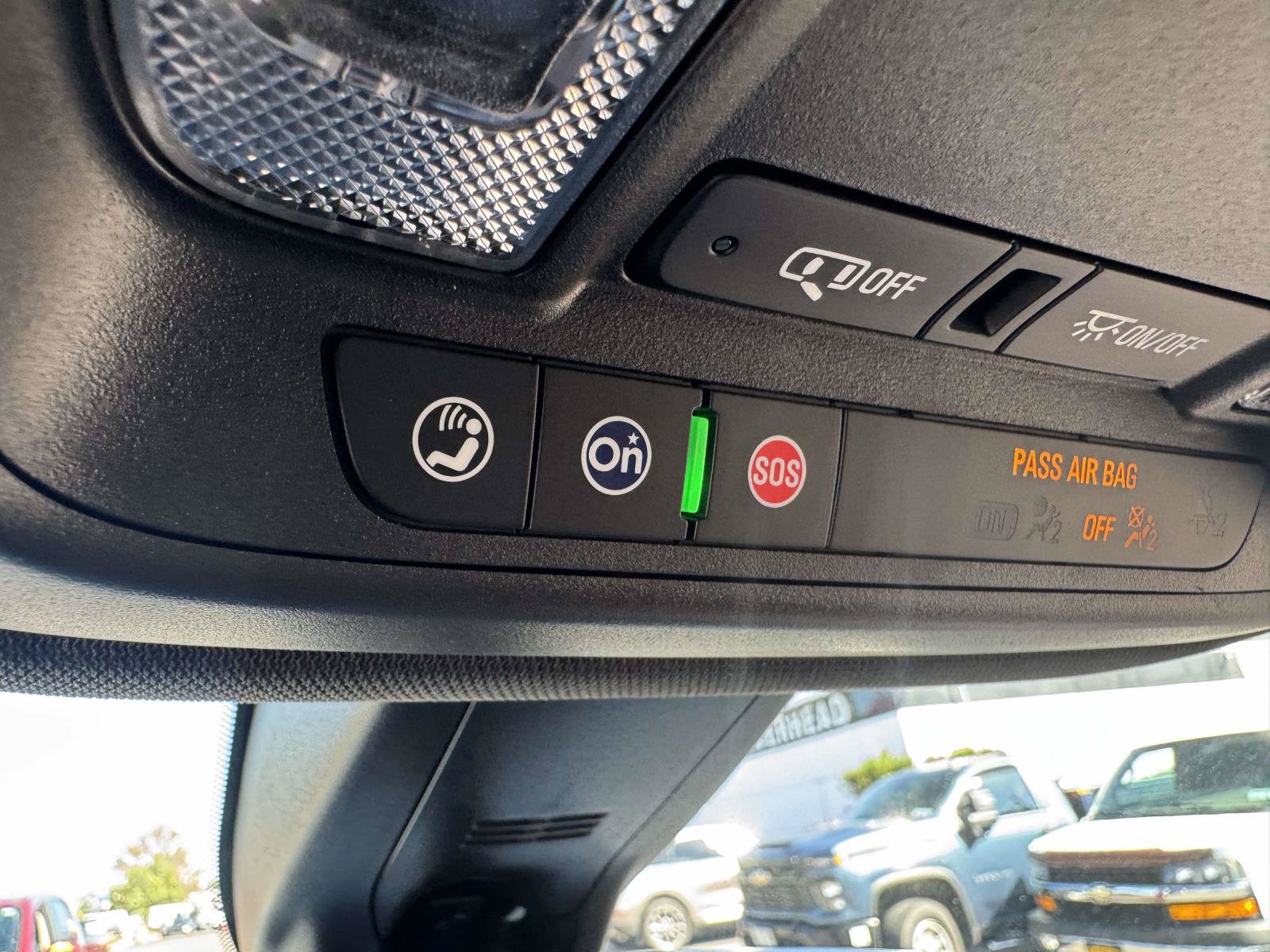 Used 2023 Chevrolet Traverse LT AWD/4WD image 39