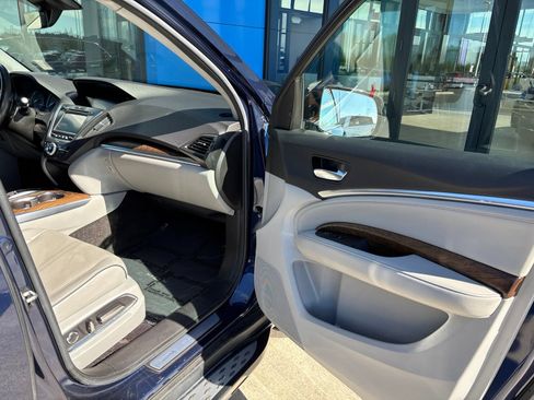 Used 2019 Acura MDX SH-AWD w/ Advance Package image 16