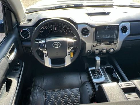 Used 2018 Toyota Tundra SR5 image 40