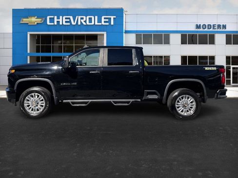 Used 2020 Chevrolet Silverado 2500 Custom w/ Custom Convenience Package image 2