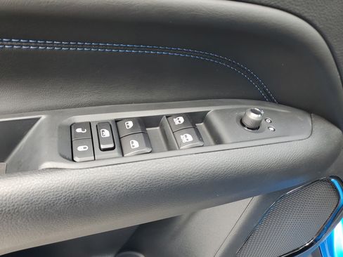 Used 2026 Jeep Compass Latitude AWD/4WD image 23