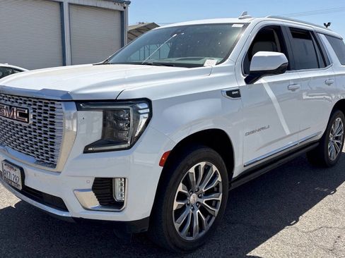Used 2022 GMC Yukon Denali w/ Denali Ultimate Package AWD/4WD image 6