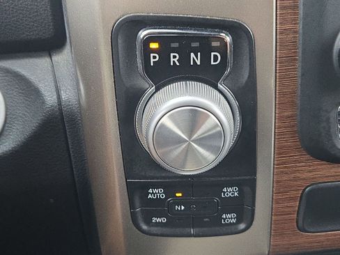 Used 2013 RAM 1500 Laramie w/ Convenience Group image 15