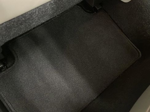 Used 2021 Nissan Rogue Sport SL w/ Premium Package image 9