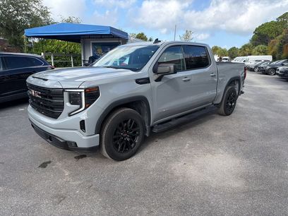 Used 2024 GMC Sierra 1500 Elevation w/ LPO, Elevation Black Package