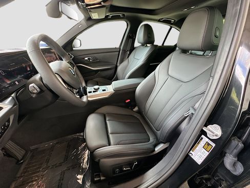 Certified 2025 BMW 330i Sedan RWD image 21