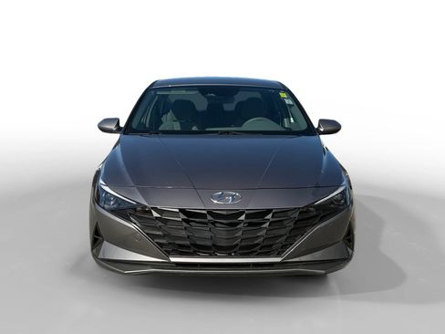 Certified 2023 Hyundai Elantra SE image 8