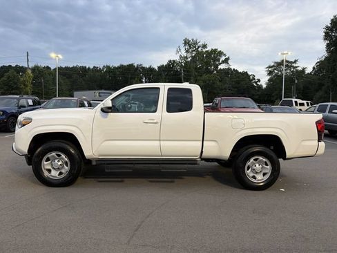 Used 2020 Toyota Tacoma SR RWD image 6