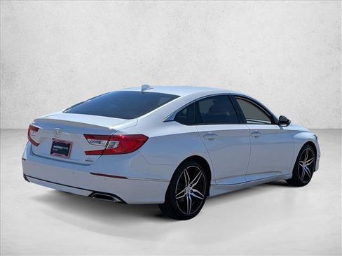 Used 2022 Honda Accord Touring image 5
