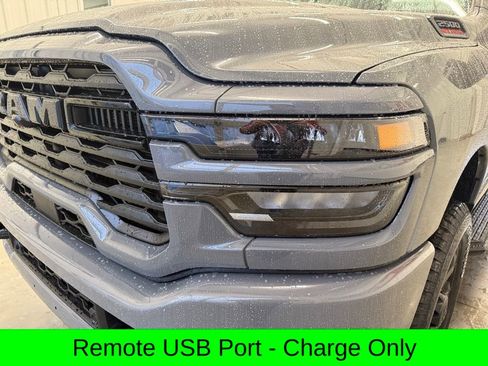 New 2026 RAM 2500 Big Horn AWD/4WD image 13